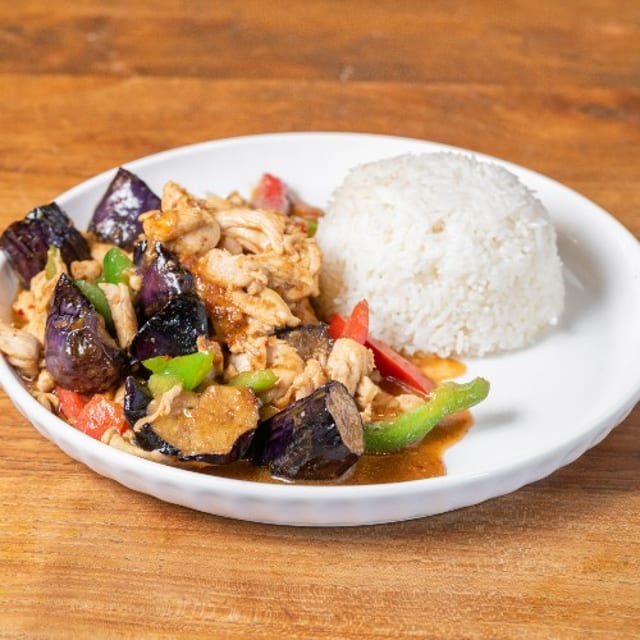 Pad Ma Kur-kai Dow.